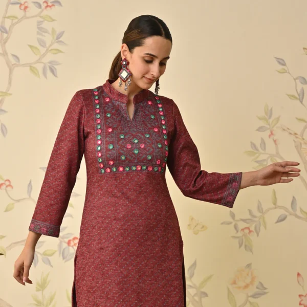Marron Kutch Embroided Woolen Kurta
